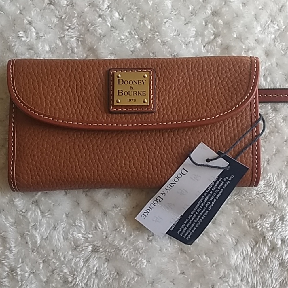 Dooney & Bourke Pebble Leather Snap Closure Wallet